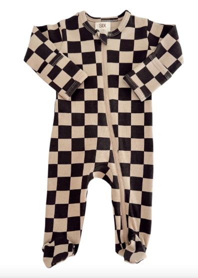 Tiramisu/Black Checkerboard / Organic Zip Footie