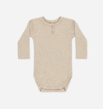Quincy Mae Organic Ribbed Onesie- Oatmeal